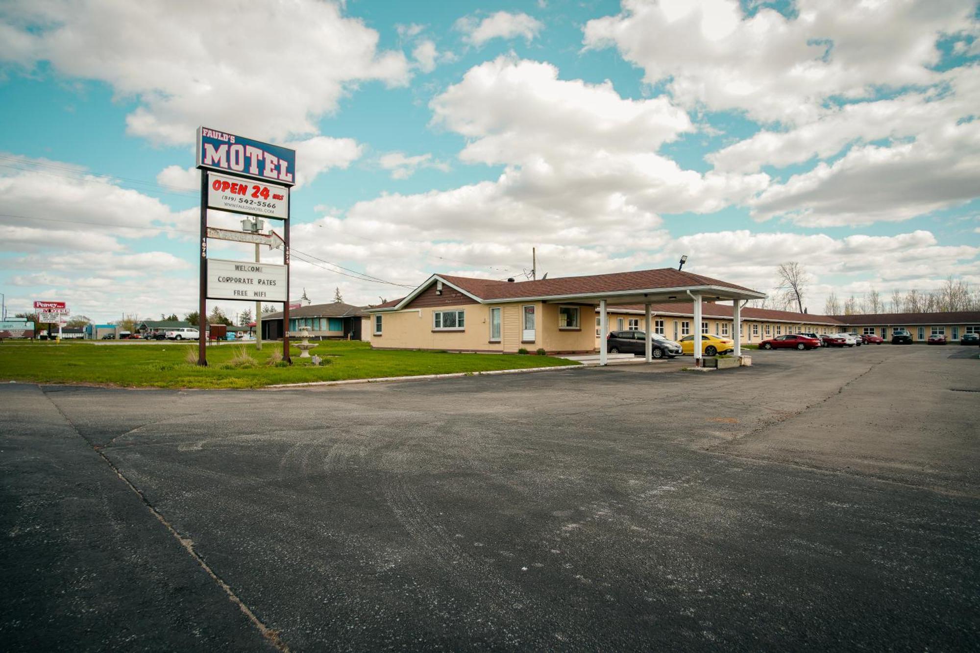 Faulds Motel Sarnia Zewnętrze zdjęcie